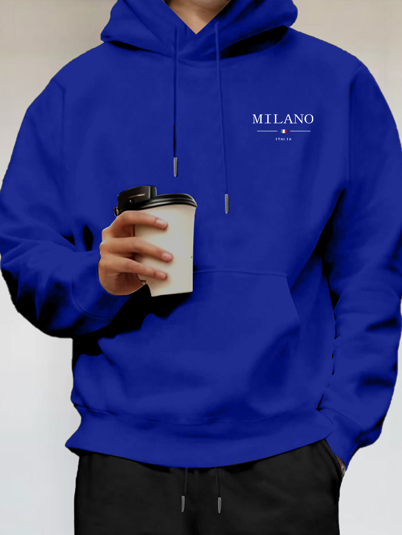 Minimalistische mode Milanese  - Street Fashion In Milan recensie en prijs