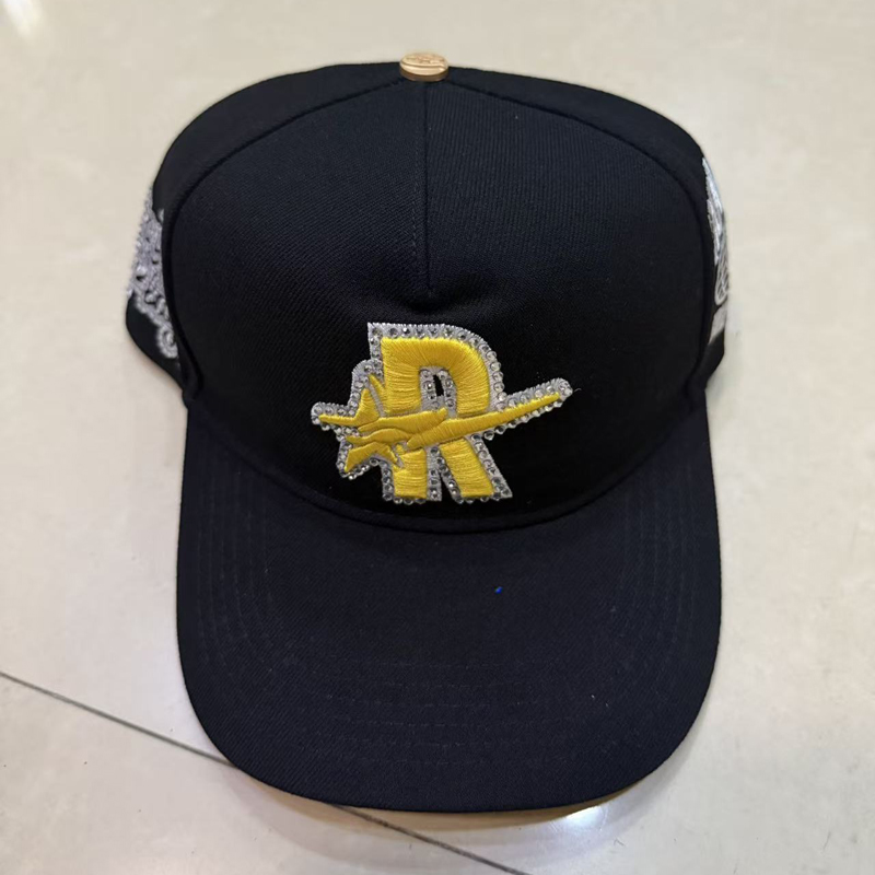 Contrastrand 3D geborduurde ru - Baseball Cap Fitted recensie en prijs