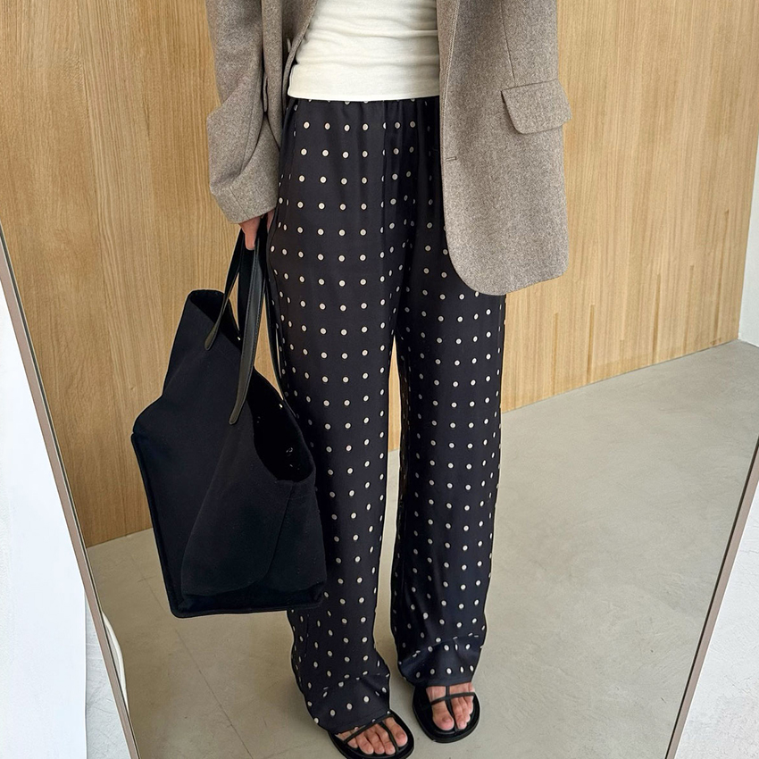 Casual zwarte lange stippenbro - Street Fashion Fall 2025 recensie en prijs